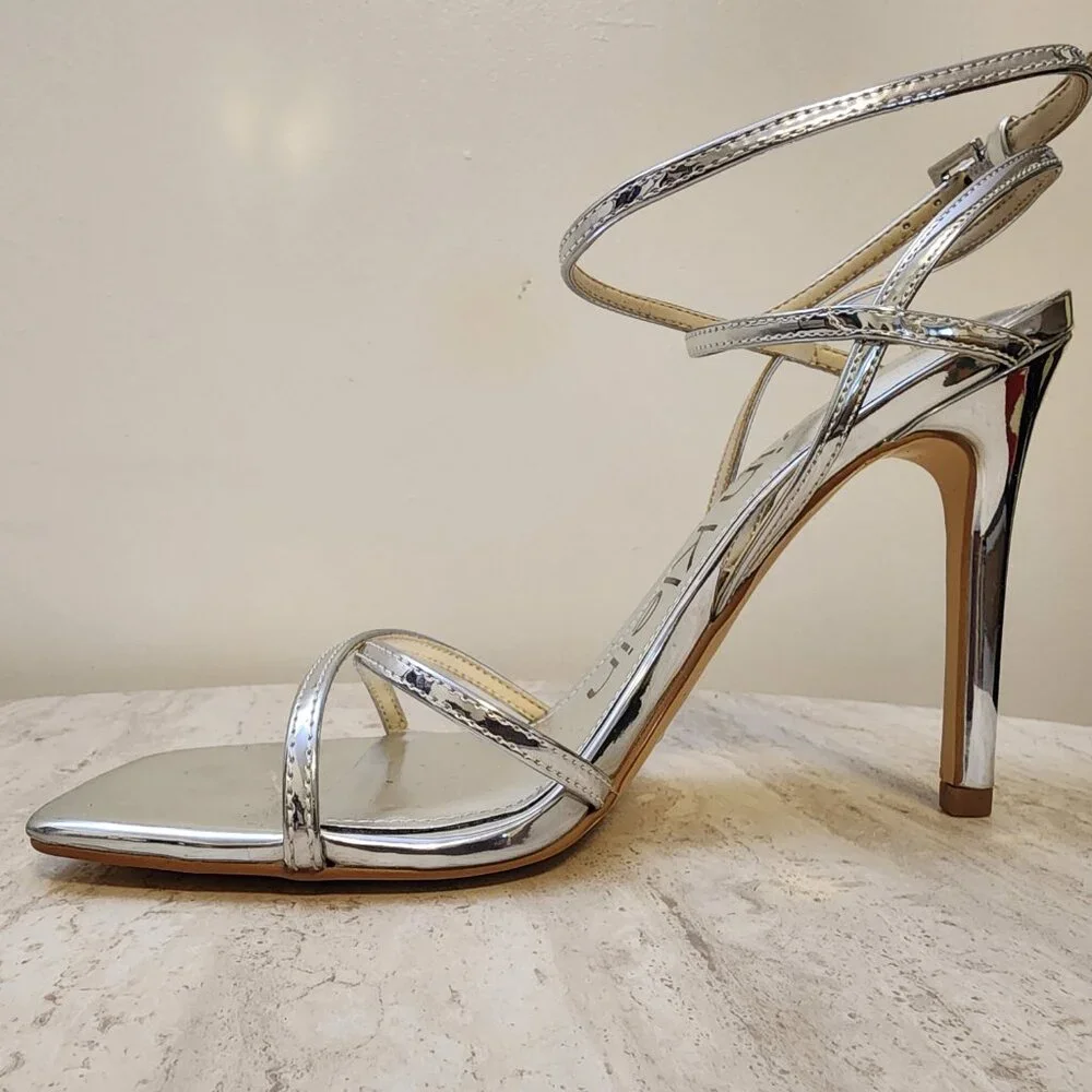 Calvin Klein Womens Tegin Str Silver 7.5M - A006 - Picture 8 of 11